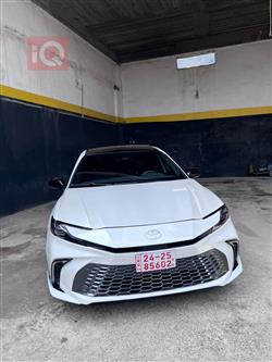 تۆیۆتا کامری